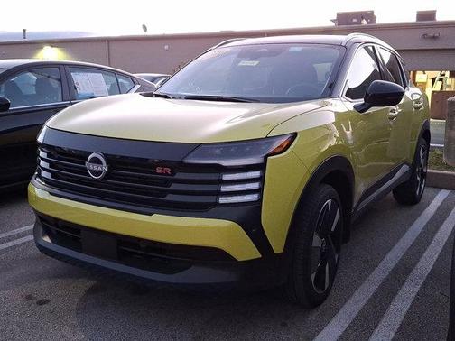 2025 Nissan Kicks SR