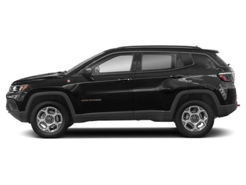 Diamond Black Crystal Pearlcoat 2022 Jeep Compass Trailhawk