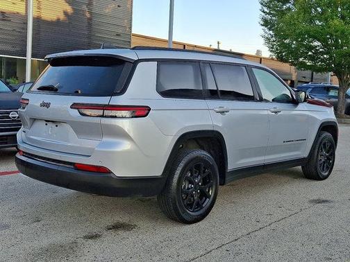 2024 Jeep Grand Cherokee L Altitude