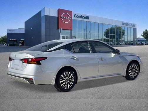 Brilliant Silver Metallic 2026 Nissan Altima SV FWD