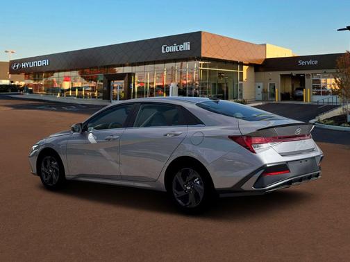 Fluid Metal 2026 Hyundai ELANTRA Sport