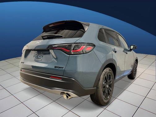 Nordic Forest Pearl 2027 Honda HR-V Sport
