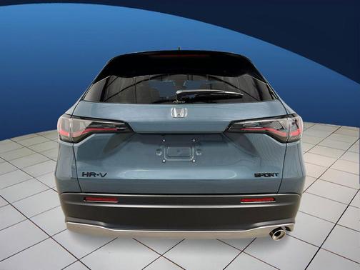Nordic Forest Pearl 2027 Honda HR-V Sport