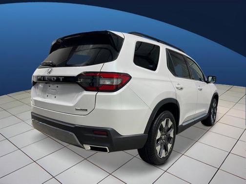 2026 Honda Pilot Touring 8-Passenger