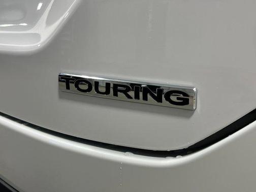 2026 Honda Pilot Touring 8-Passenger