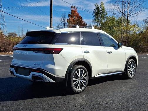 2023 INFINITI QX60 SENSORY