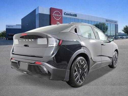 Black Diamond Pearl 2026 Nissan Leaf PLATINUM+