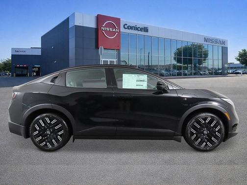Black Diamond Pearl 2026 Nissan Leaf PLATINUM+