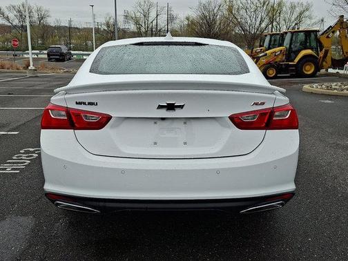 Summit White 2021 Chevrolet Malibu FWD RS