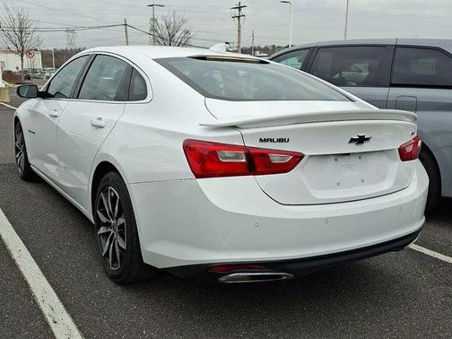 2021 Chevrolet Malibu FWD RS