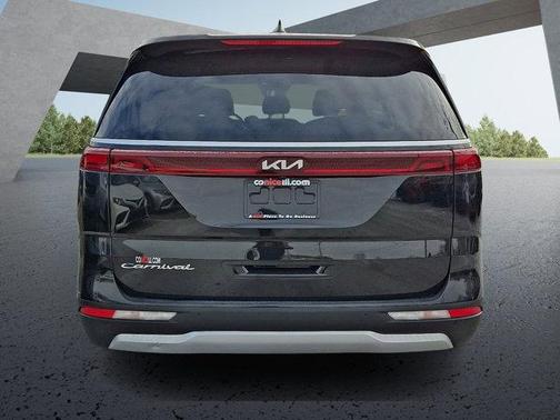 2022 Kia Carnival LXS
