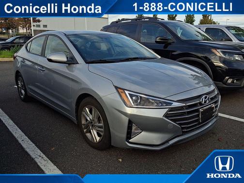 Stellar Silver 2020 Hyundai ELANTRA SEL