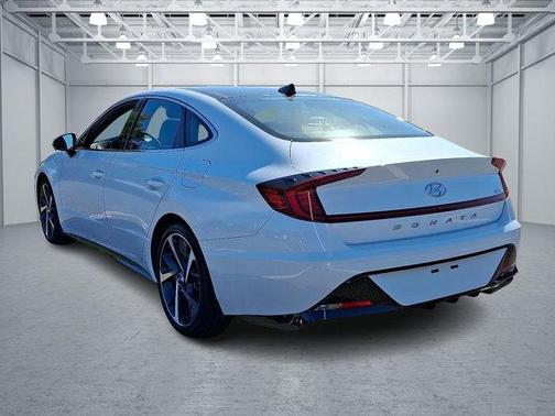2021 Hyundai SONATA SEL Plus