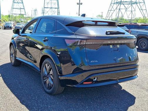 2025 Nissan ARIYA EVOLVE+