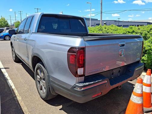 Lunar Silver Metallic 2020 Honda Ridgeline RTL-E