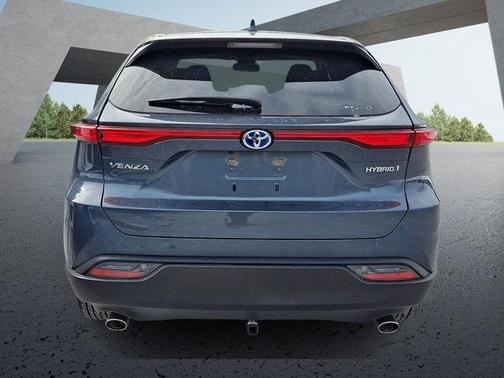 2022 Toyota Venza LE