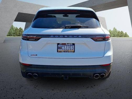 2019 Porsche Cayenne E-Hybrid