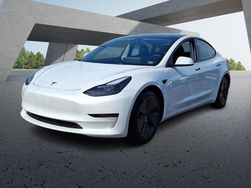 2023 Tesla Model 3 Standard Range