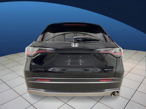 Crystal Black Pearl 2027 Honda HR-V Sport