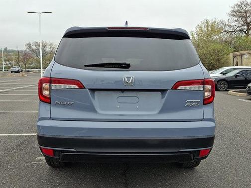 Gray 2022 Honda Pilot AWD Special Edition