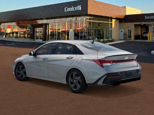Fluid Metal 2026 Hyundai ELANTRA Sport