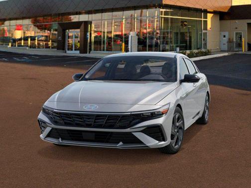 Fluid Metal 2026 Hyundai ELANTRA Sport