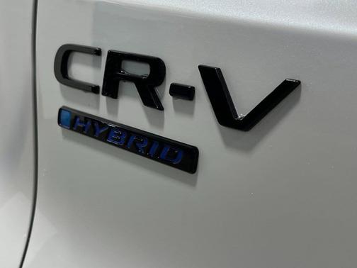 Platinum White Pearl 2026 Honda CR-V Hybrid TrailSport AWD