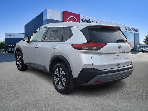 Brilliant Silver Metallic 2023 Nissan Rogue SV