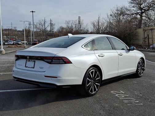 2025 Honda Accord Hybrid Touring