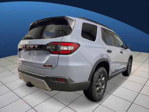 Sonic Gray Pearl 2026 Honda Pilot TrailSport