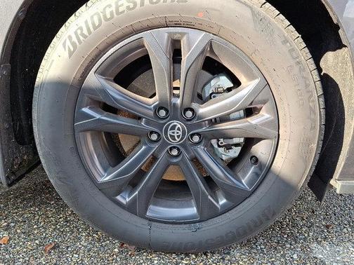 2025 Toyota Sienna XSE 7 Passenger