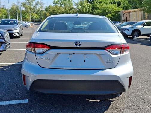 2025 Toyota Corolla Hybrid LE
