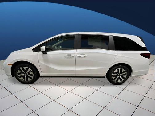 Platinum White Pearl 2026 Honda Odyssey EX-L