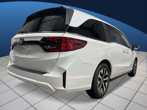 Platinum White Pearl 2026 Honda Odyssey EX-L