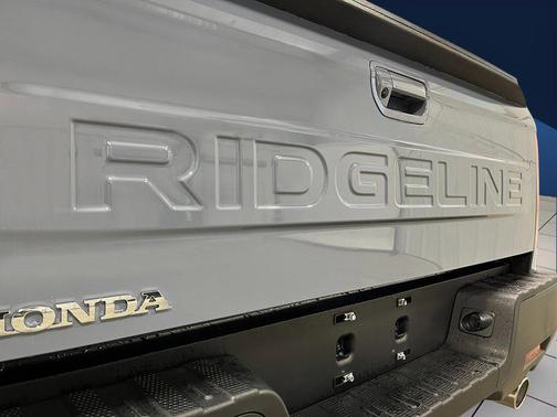 Sonic Gray Pearl 2026 Honda Ridgeline RTL