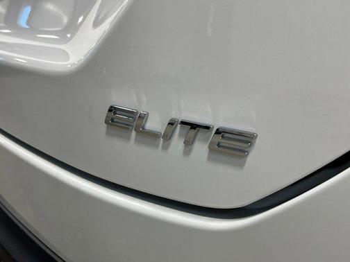 Platinum White Pearl 2026 Honda Pilot Elite