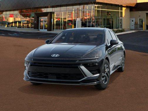 2026 Hyundai SONATA Hybrid Base