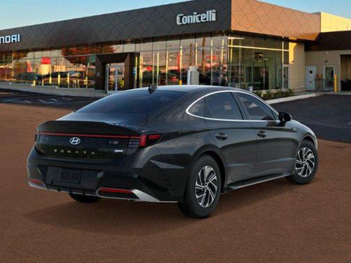 2026 Hyundai SONATA Hybrid Base