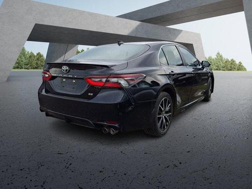 Midnight Black Metallic 2023 Toyota Camry SE