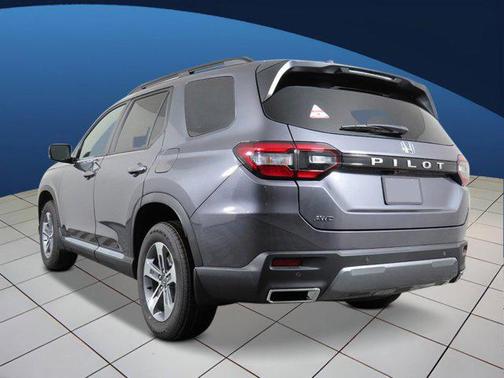 Modern Steel Metallic 2026 Honda Pilot EX-L