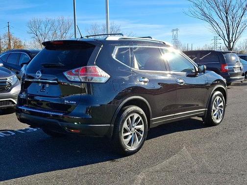 2015 Nissan Rogue SL