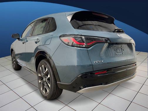 Nordic Forest Pearl 2027 Honda HR-V EX-L