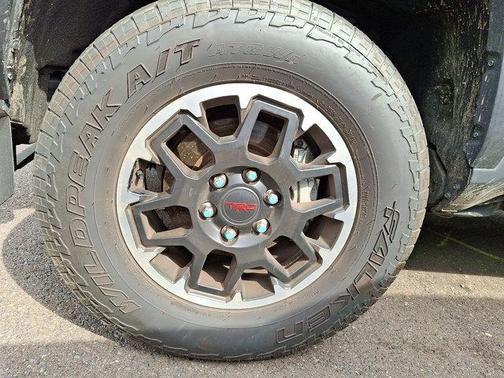 2025 Toyota Tacoma TRD Off Road