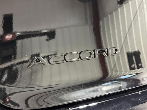 Crystal Black Pearl 2026 Honda Accord Hybrid Sport