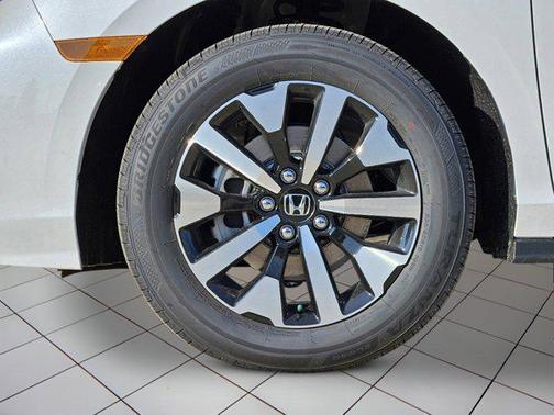 Platinum White Pearl 2026 Honda Odyssey EX-L