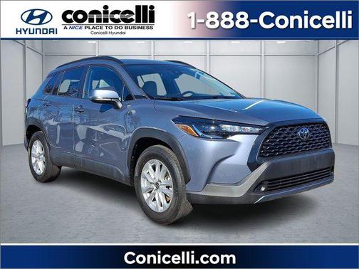 2022 Toyota Corolla Cross LE