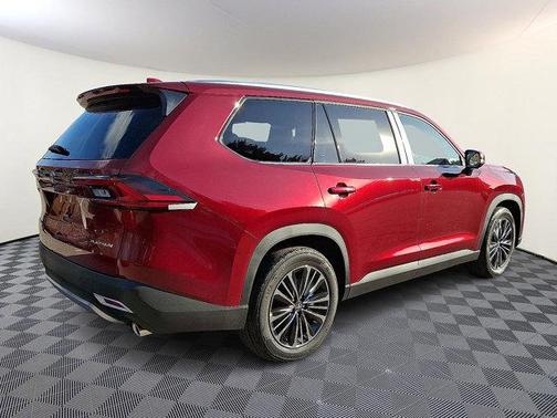 Ruby Flare Pearl 2026 Toyota Grand Highlander Hybrid Platinum MAX