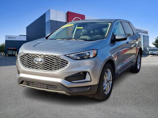 Iconic Silver 2024 Ford Edge SEL