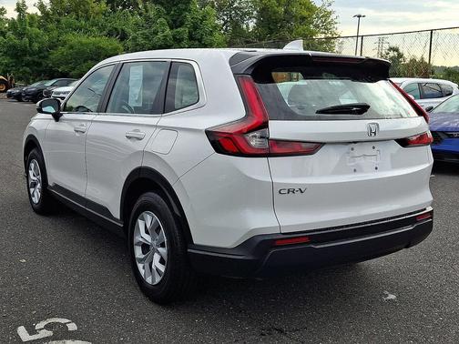 Platinum White Pearl 2024 Honda CR-V LX AWD