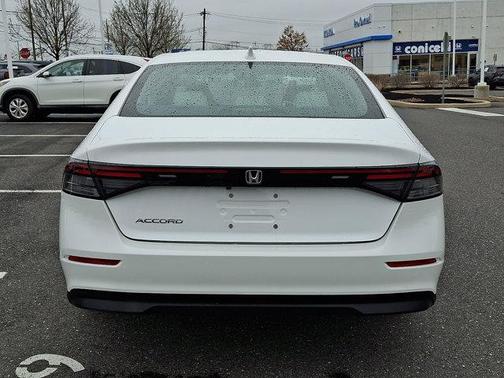 Platinum White Pearl 2023 Honda Accord EX